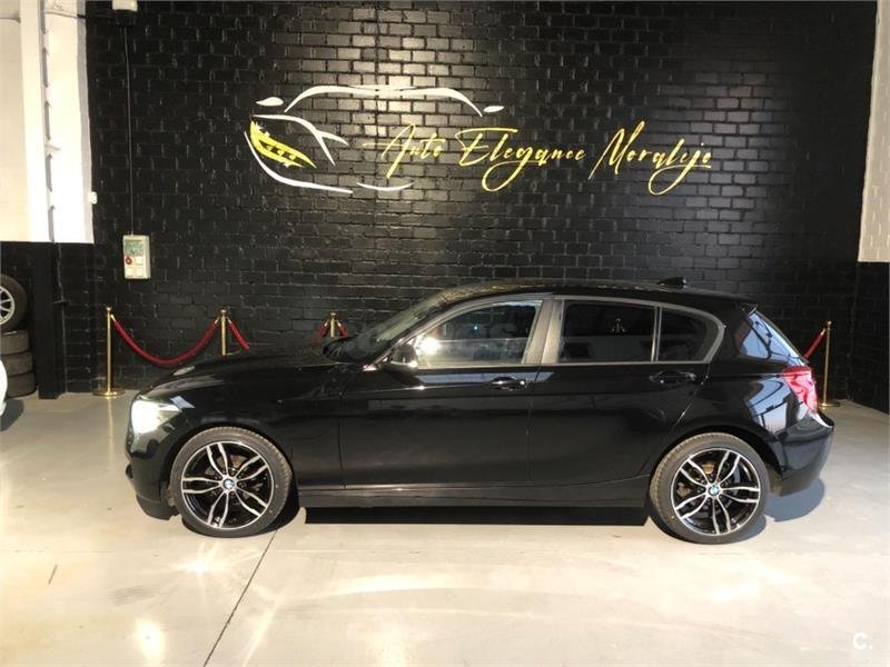 BMW SERIE 1 118d Essential Edition