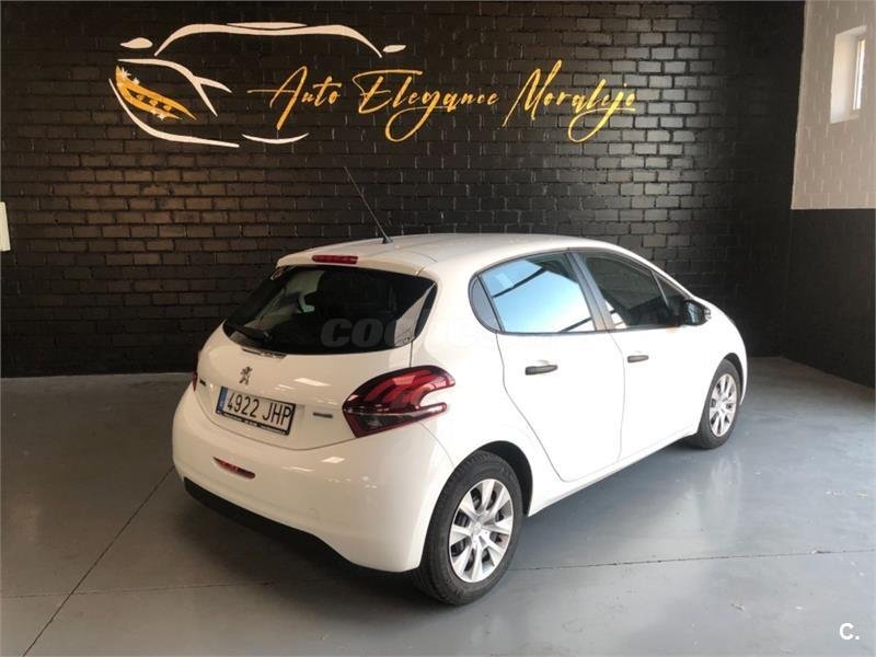 PEUGEOT 208 STYLE 1.6 eHDi 92 5p.