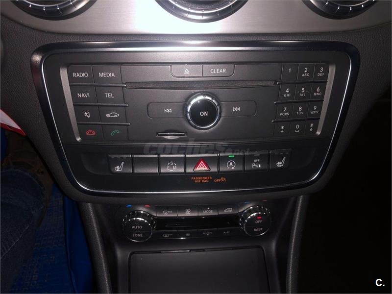 MERCEDES-BENZ Clase CLA 200 d AMG Line Shooting Brake