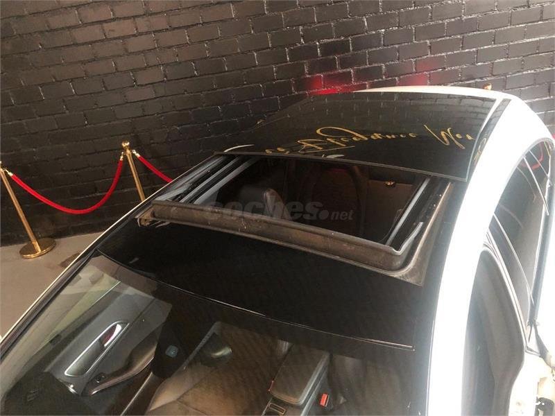 MERCEDES-BENZ Clase CLA 200 d AMG Line Shooting Brake