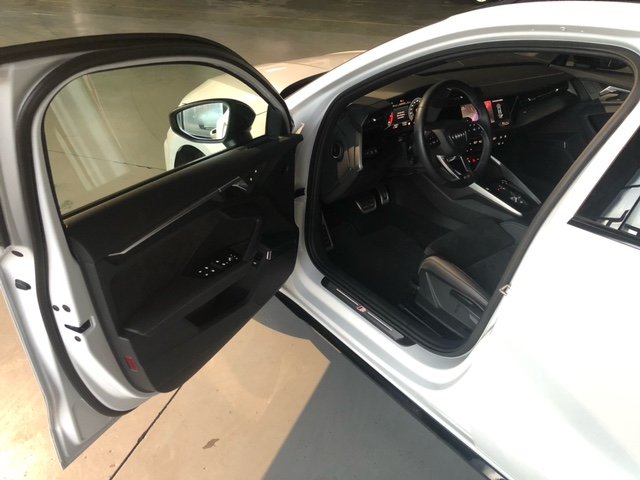 AUDI A3 sedan 2.0 35kw tdi