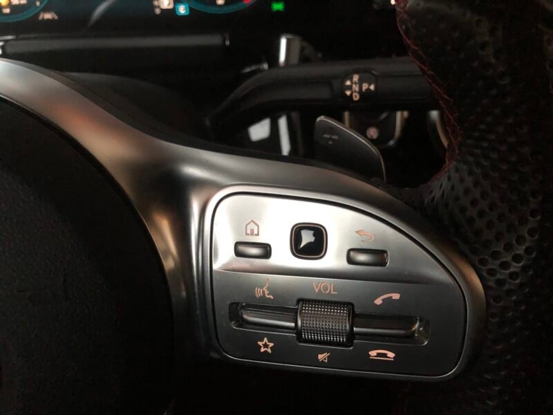 MERCEDES-BENZ Clase B B180 AMG line