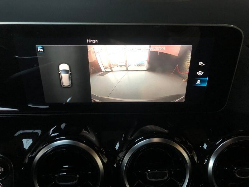 MERCEDES-BENZ Clase B B180 AMG line