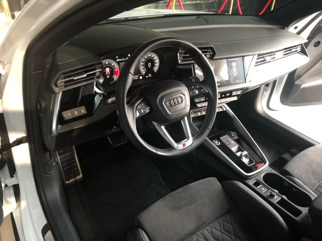 AUDI A3 sedan 2.0 35kw tdi