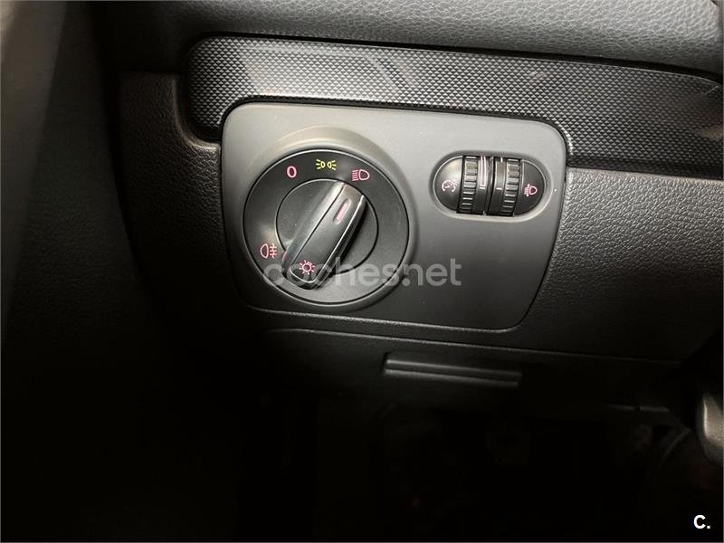 VOLKSWAGEN Golf VI 1.6 TDI 105cv BlueMotion 5p.