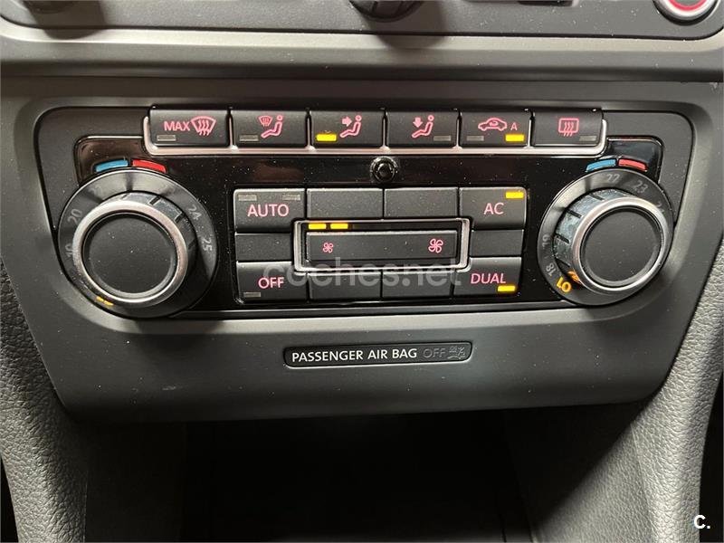 VOLKSWAGEN Golf VI 1.6 TDI 105cv BlueMotion 5p.