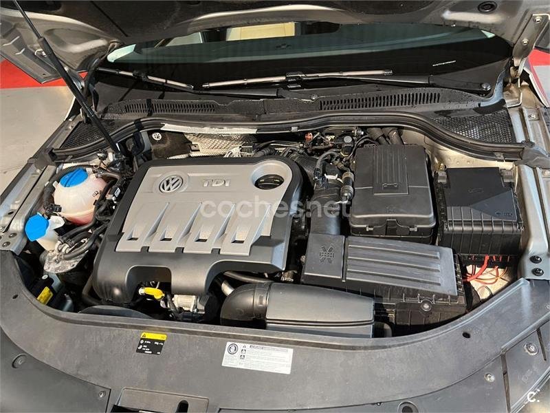 VOLKSWAGEN CC 2.0 TDI 140cv DSG BluemotionTechnology 4p.