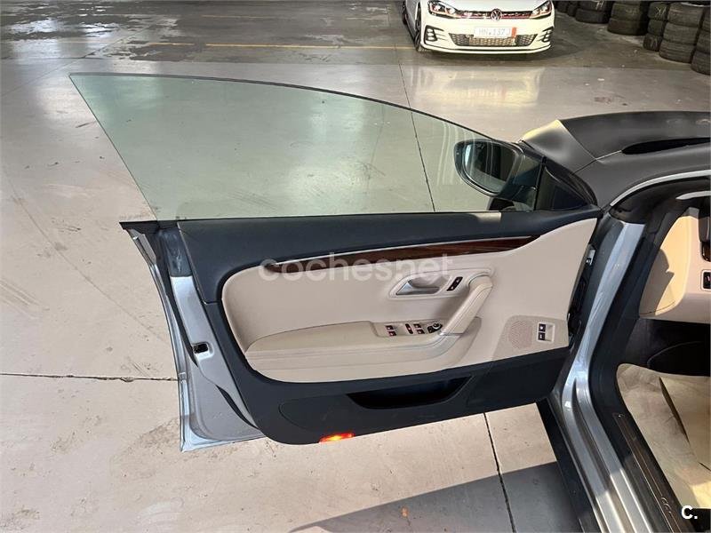 VOLKSWAGEN CC 2.0 TDI 140cv DSG BluemotionTechnology 4p.