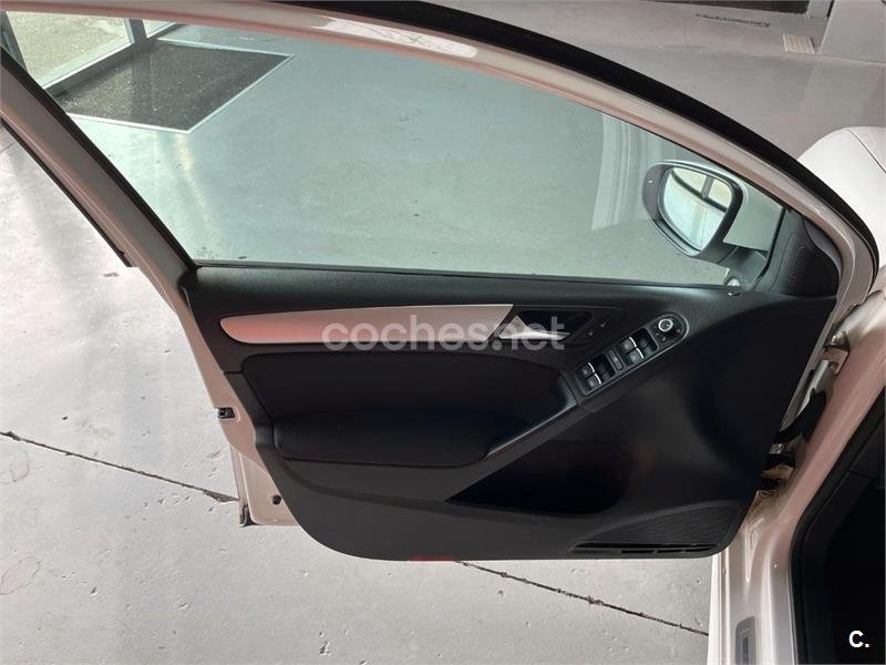 VOLKSWAGEN Golf 1.6 TDI 105cv BlueMotion 5p.