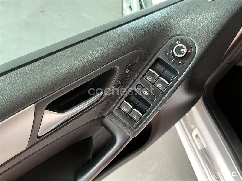 VOLKSWAGEN Golf 1.6 TDI 105cv BlueMotion 5p.