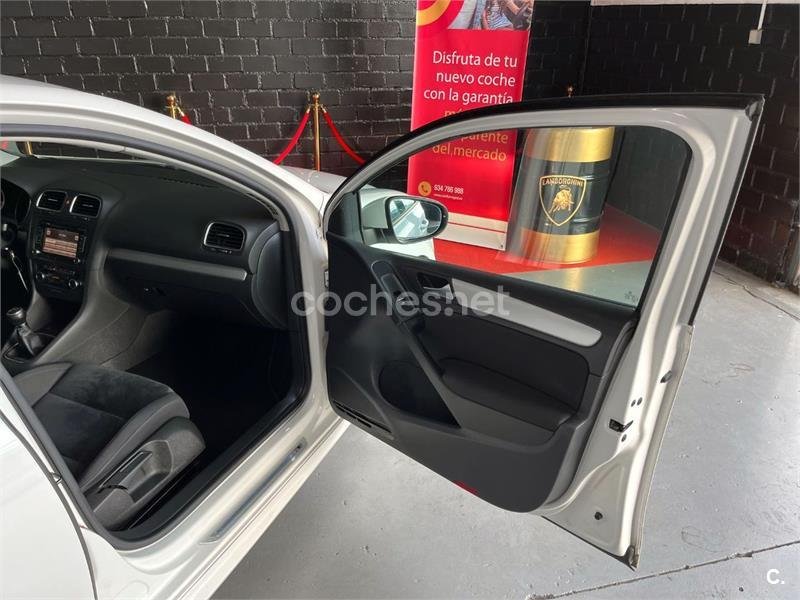 VOLKSWAGEN Golf 1.6 TDI 105cv BlueMotion 5p.