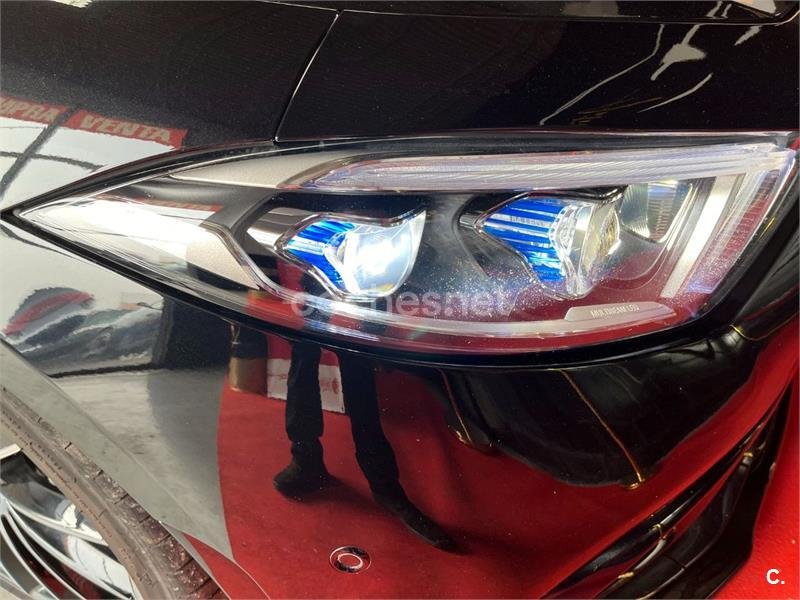 MERCEDES-BENZ CLS 300 d