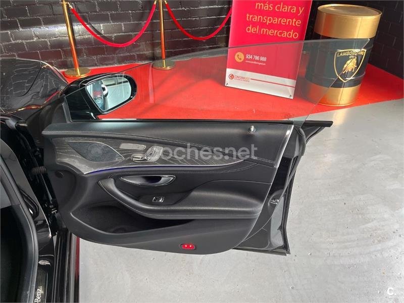 MERCEDES-BENZ CLS 300 d