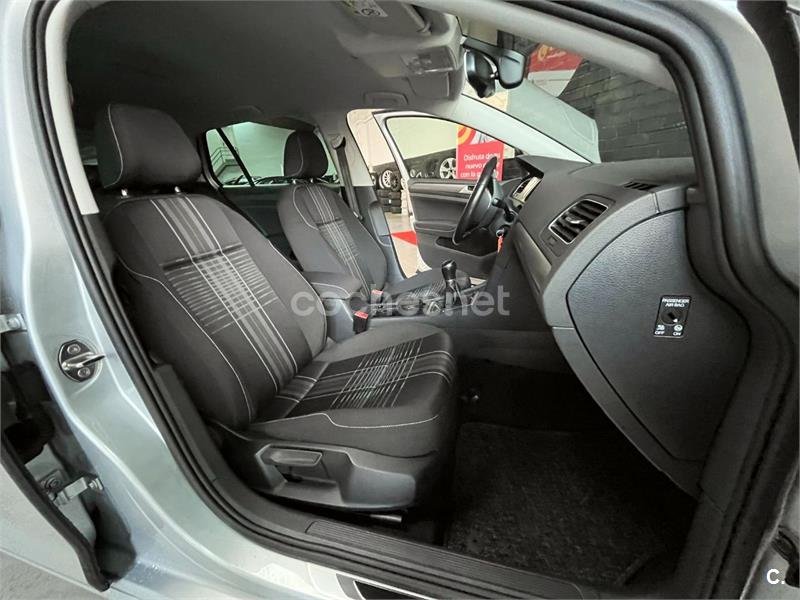 VOLKSWAGEN Golf Advance 1.6 TDI 110CV BMT