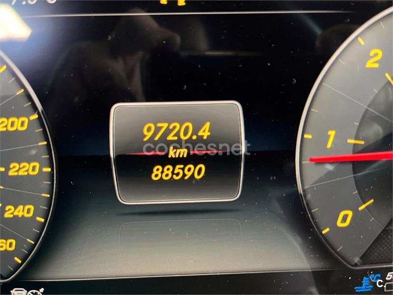 MERCEDES-BENZ CLS 300 d